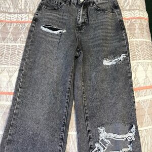 SHEIN Black Distressed Boyfriend Jeans